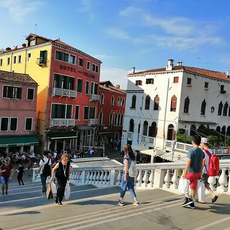 Stefany's * ונציה